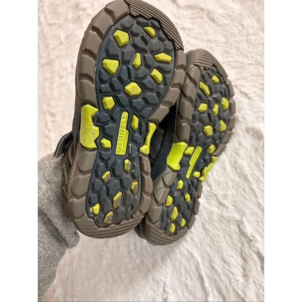 Merrell Boys Sandals Size 10 – Closed Toe Leather Hiking Water Shoes, Adjustable